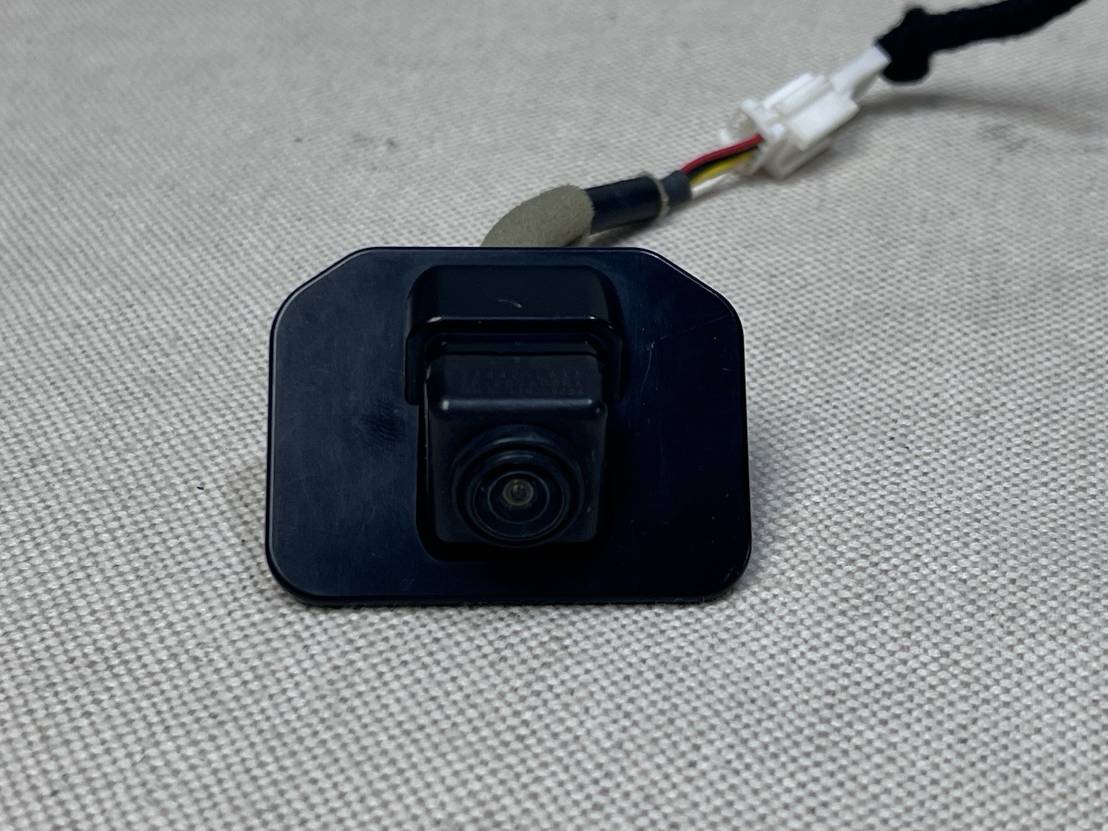 2020-2024 Nissan Versa Rear View Backup Camera 284425EA1A OEM 2020-2024 Nissan Versa Rear View Backup Camera 284425EA1A OEM
