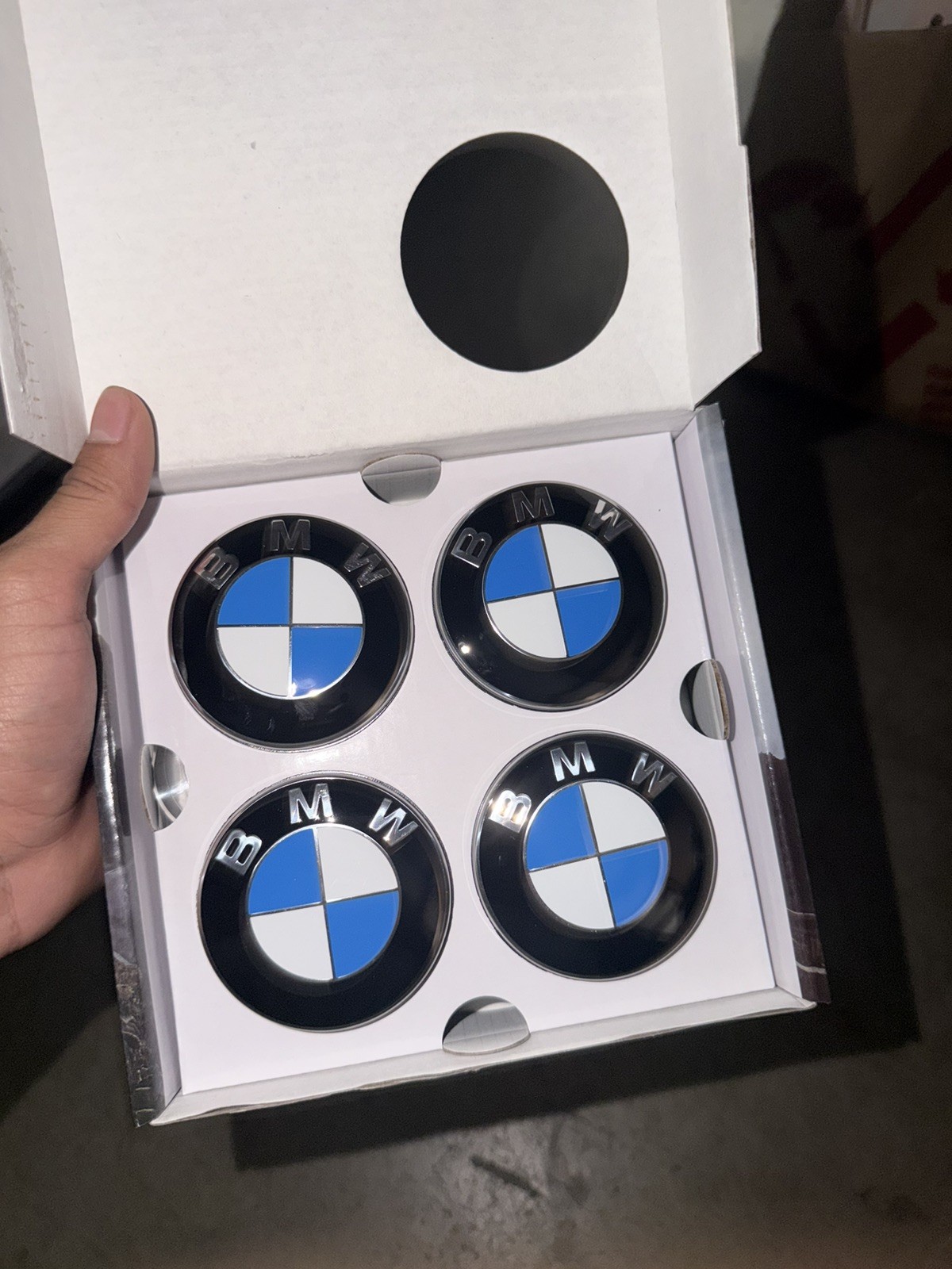 BMW Alloy Wheel Self Leveling Floating Centre Caps 68mm Hub Cab Set BMW Alloy Wheel Self Leveling Floating Centre Caps 68mm Hub Cab Set