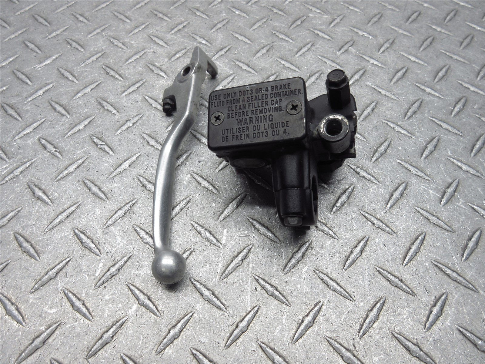 2015 08-18 Kawasaki KL650E KLR650 Front Brake Master Cylinder Pump Lever Control