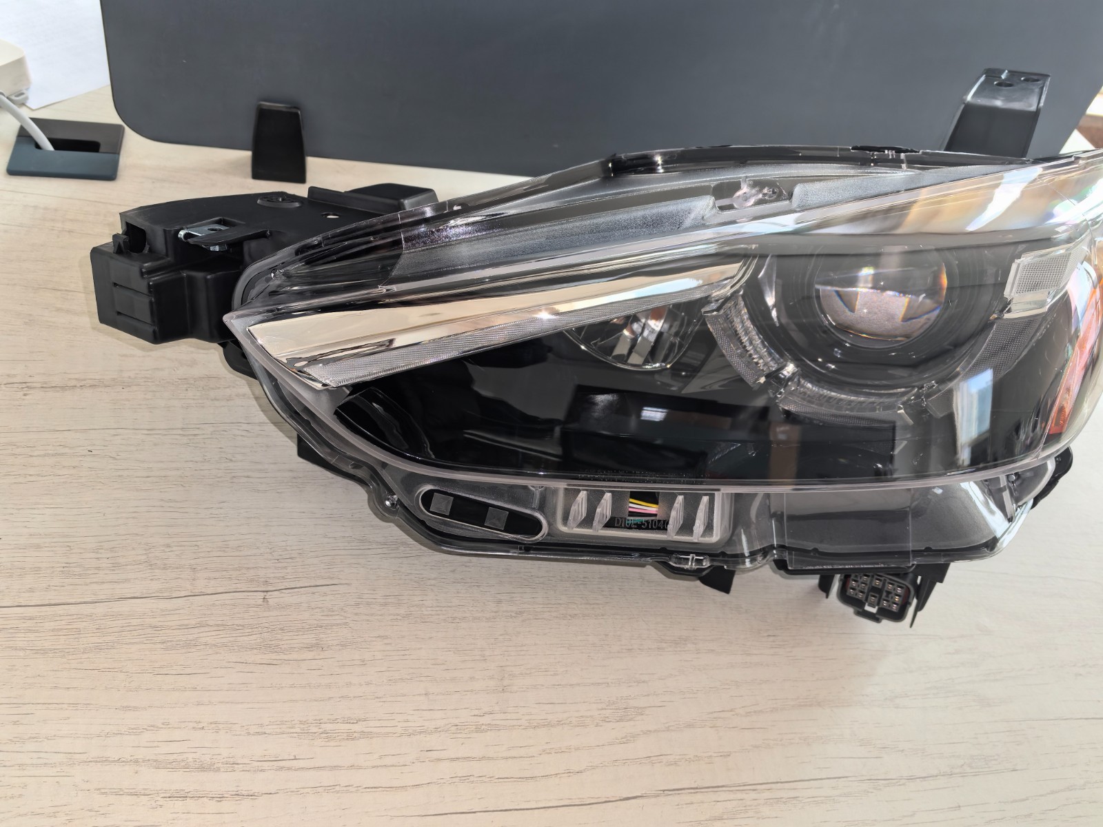 For 2016-2018 Mazda CX-3 Front Left Driver Side LED Headlight Assembly AFS