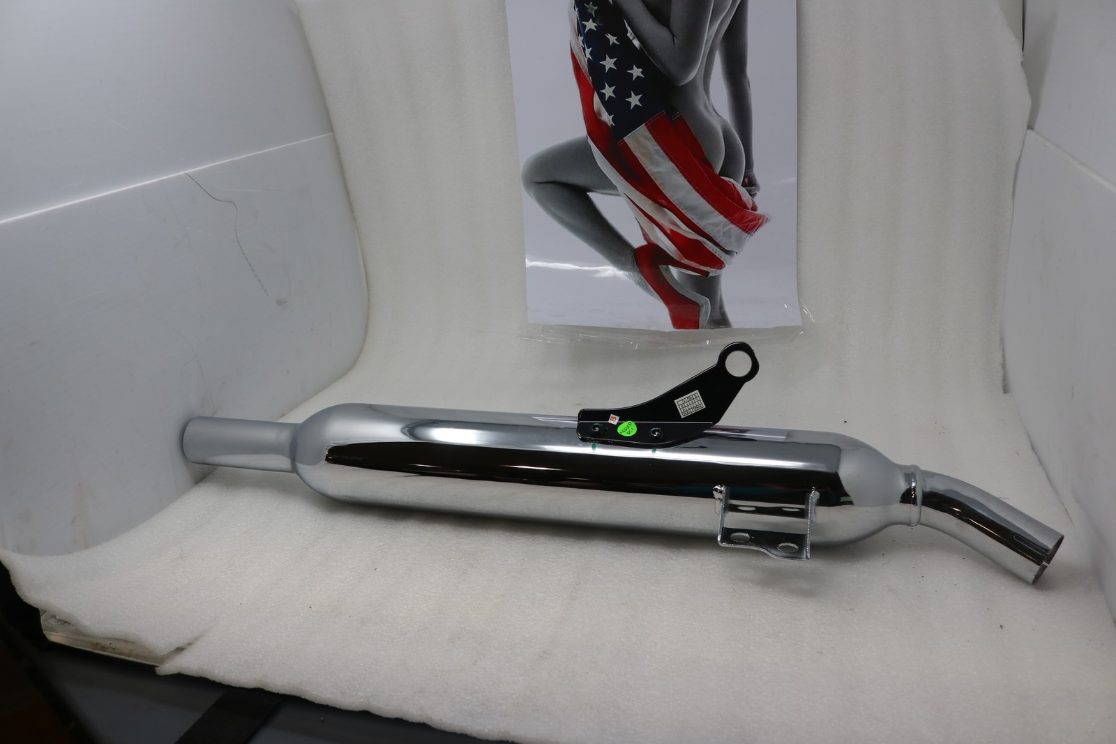 T2202552 NEW OEM 2002-2005 TRIUMPH BONNEVILLE T100 LEFT SILENCER MUFFLER