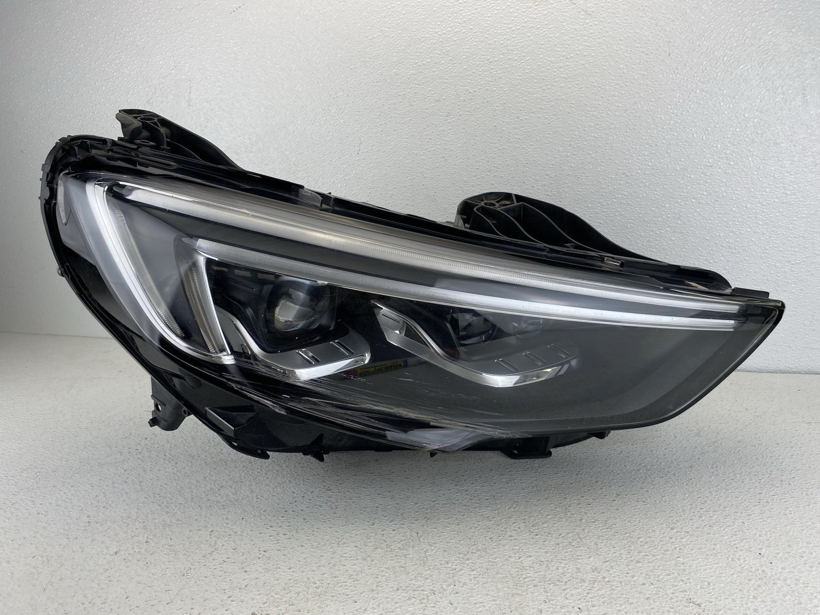 2018-2020 Buick Regal LED Projector Headlight OEM 39165286