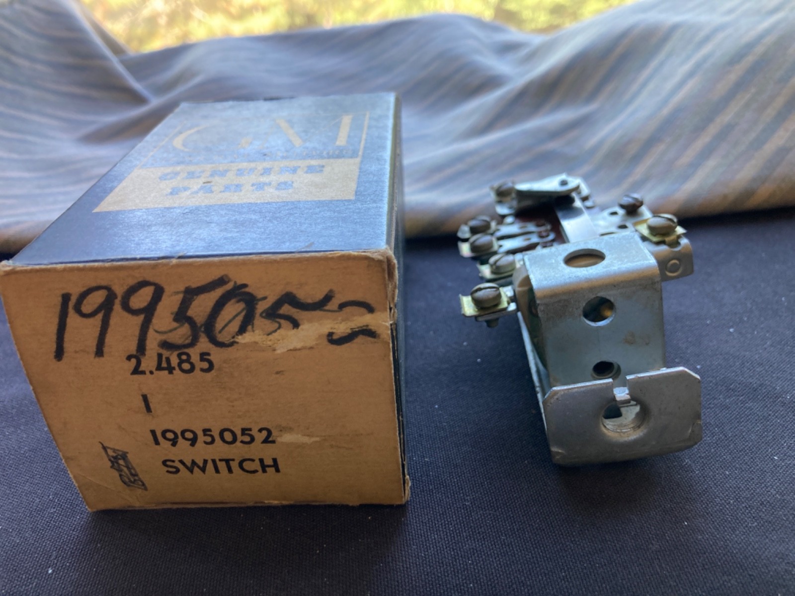 Pontiac 49-54 1949 1950 1951 1952 1953 1954 Headlight Switch 1995052 Pontiac 49-54 1949 1950 1951 1952 1953 1954 Headlight Switch 1995052