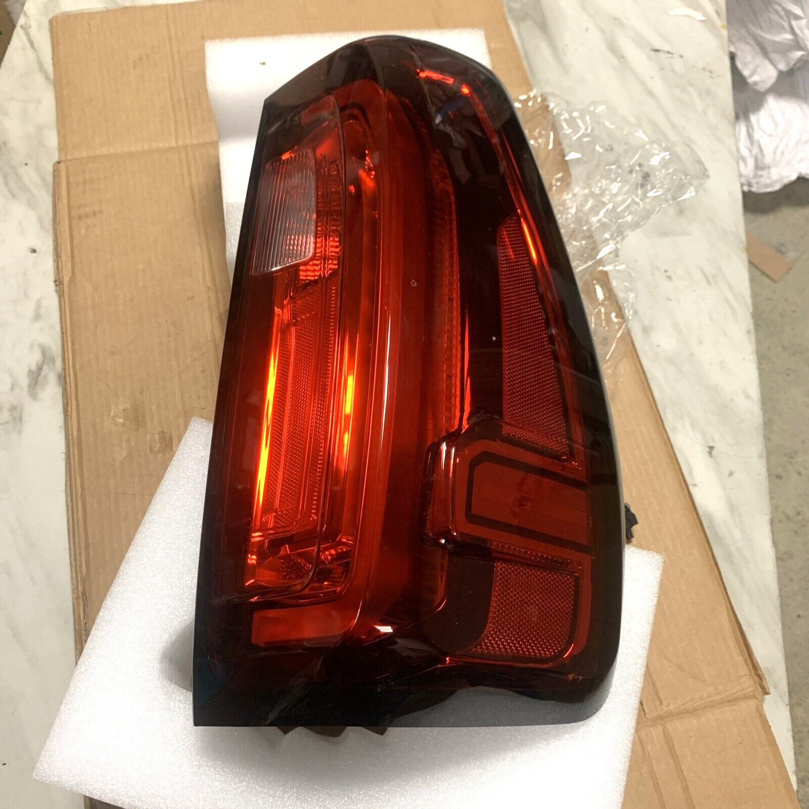 Dasbecan Left Driver Side Tail Light Assembly LED for 19-23 GMC SIERRA 1500