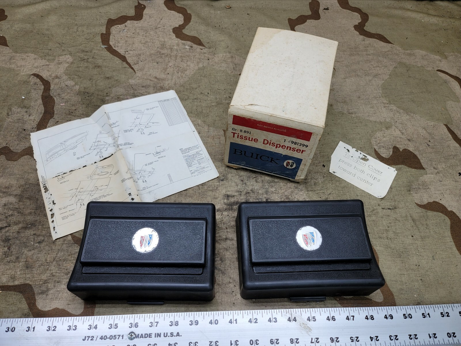 NOS NIB Buick Skylark Riviera Electra Tissue Dispenser Set Part # 981399