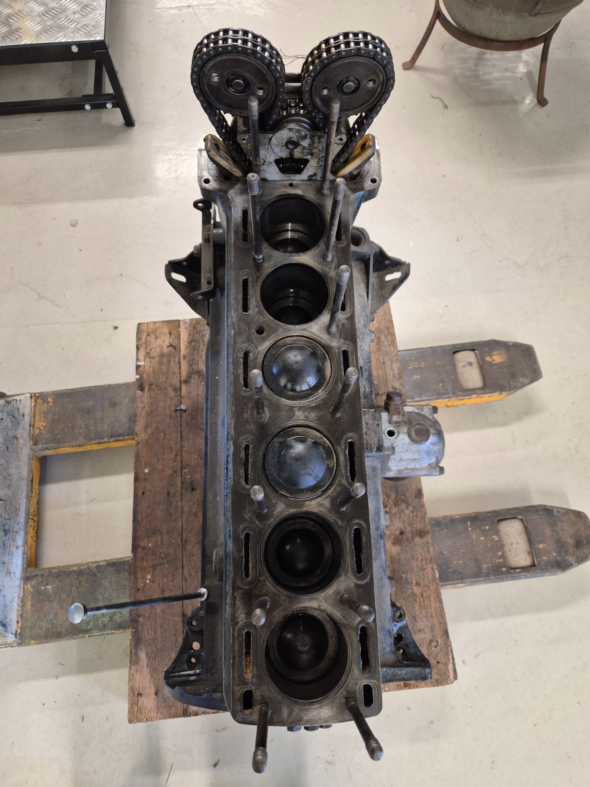 Jaguar XK120 engine Jaguar XK120 engine