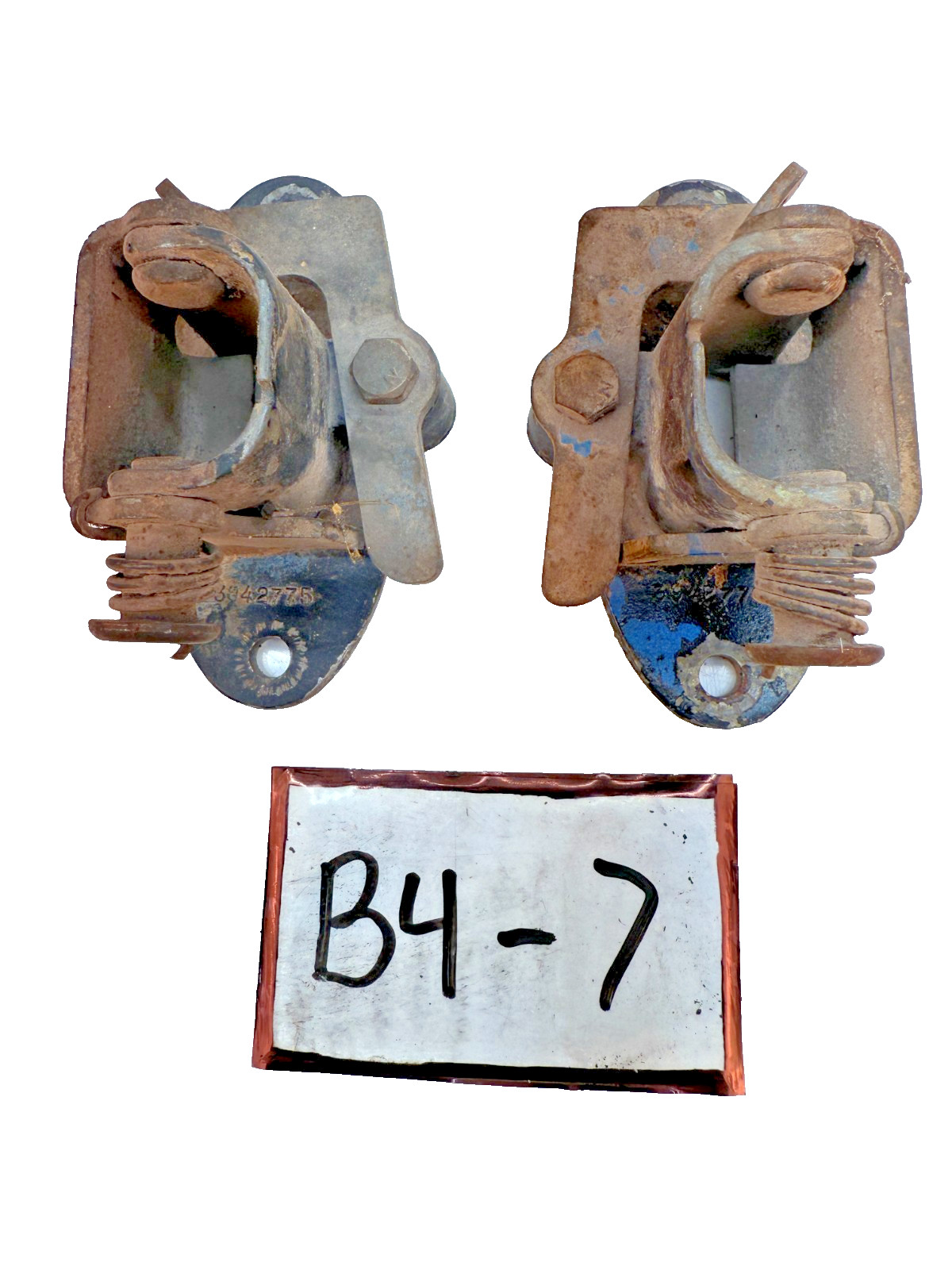 1968 - 1975 C3 Corvette Pair Deck Lid Rear Pin Latch Locks 3942775 3942776 B4-7 1968 - 1975 C3 Corvette Pair Deck Lid Rear Pin Latch Locks 3942775 3942776 B4-7