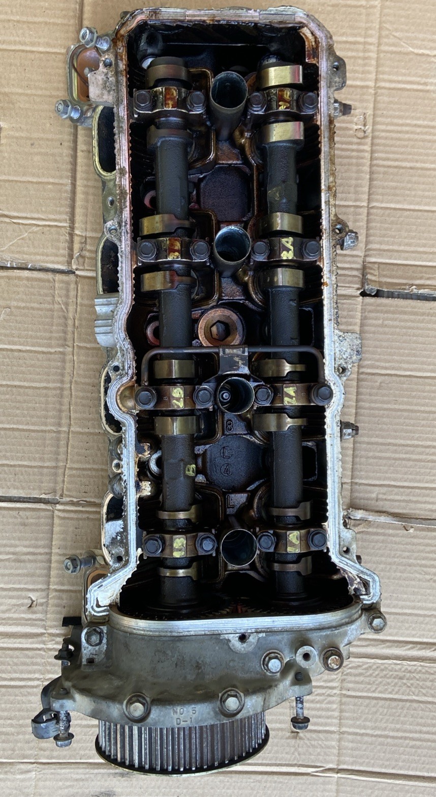 2001-2004 Toyota 2UZ-FE 4.7L Left LH Cylinder Head OEM Sequoia Tundra Lexus