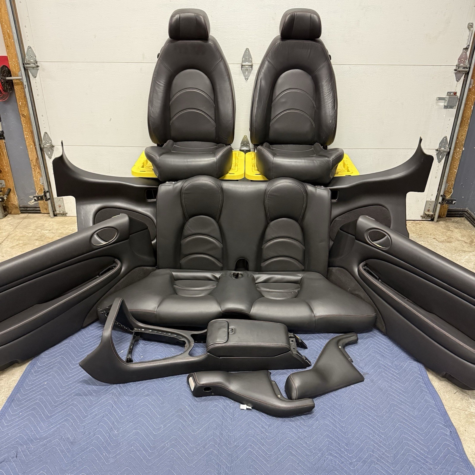 2001 Jaguar X100 XKR SILVERSTONE BLACK RED SEATS SET AND PANELS VERY RARE 45K