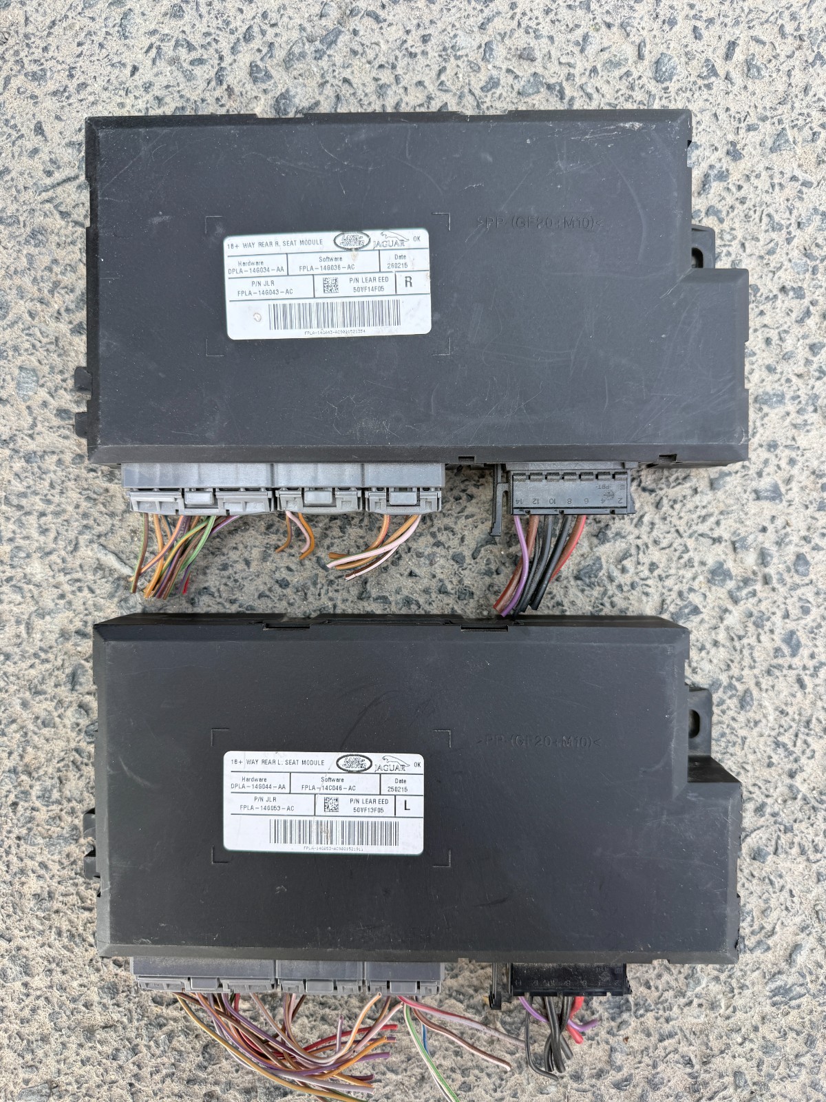 2013-2021 Range Rover L405 Rear Seat Module Pair LR061884 LR061885 OEM