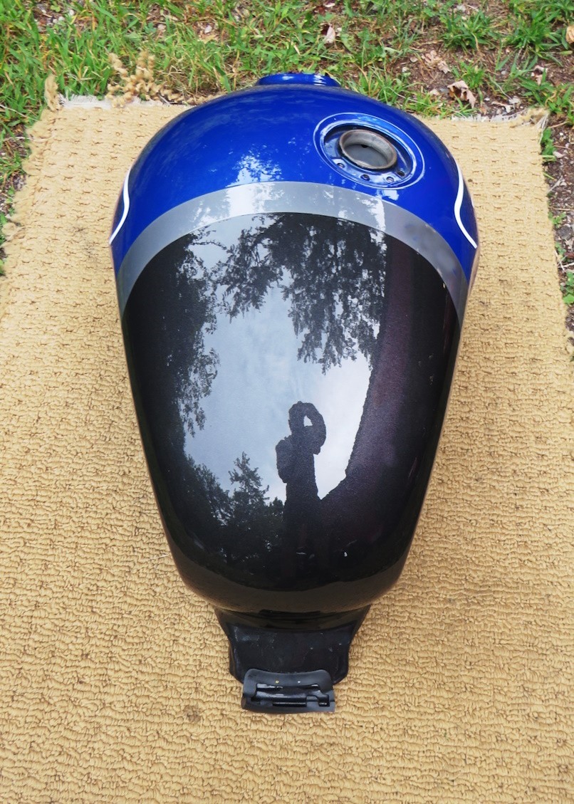 Triumph OEM Fuel Tank in Caspian Blue for Speed 400 2024 2025-2026 52TA0402 Triumph OEM Fuel Tank in Caspian Blue for Speed 400 2024 2025-2026 52TA0402