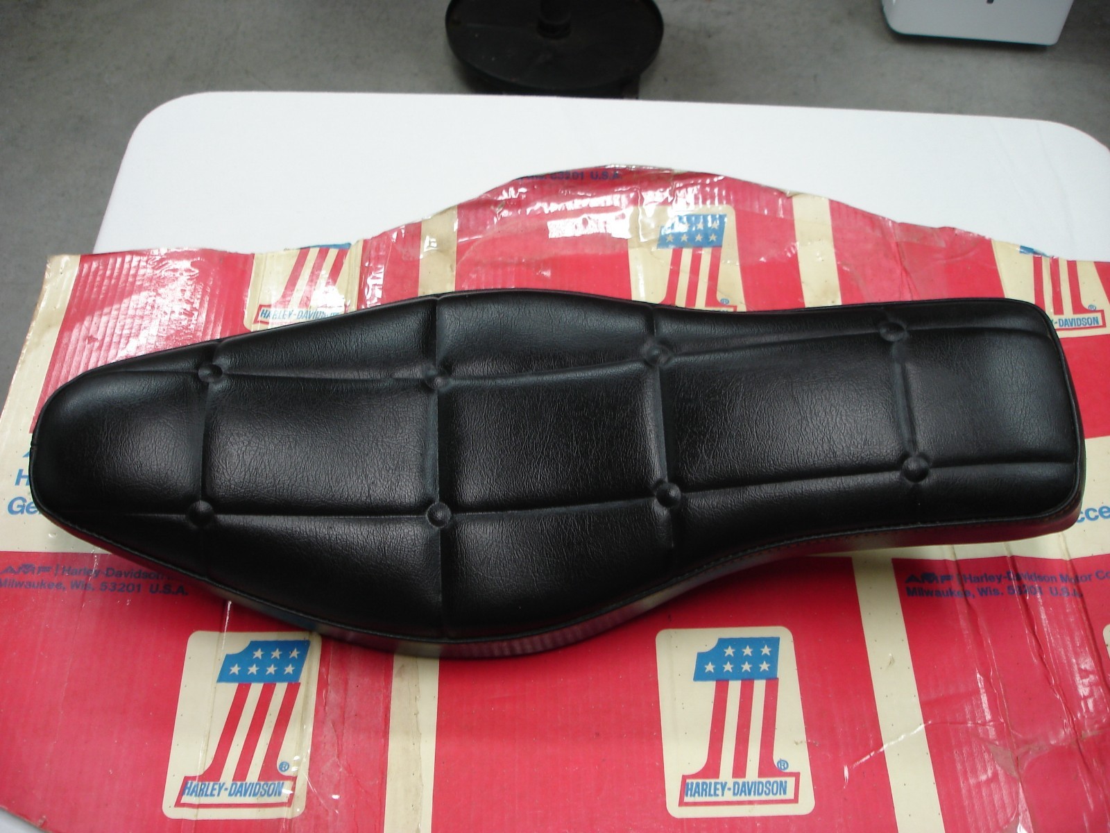 NEW TAKE OFF 1957-1978 HARLEY-DAVIDSON XL- XLCH IRONHEAD SPORTSTER FACTORY SEAT