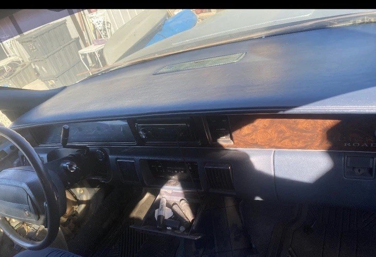 1991-1993 Buick Roadmaster Olds Custom Cruiser Top Upper Dash Dashboard Pad Blue 1991-1993 Buick Roadmaster Olds Custom Cruiser Top Upper Dash Dashboard Pad Blue