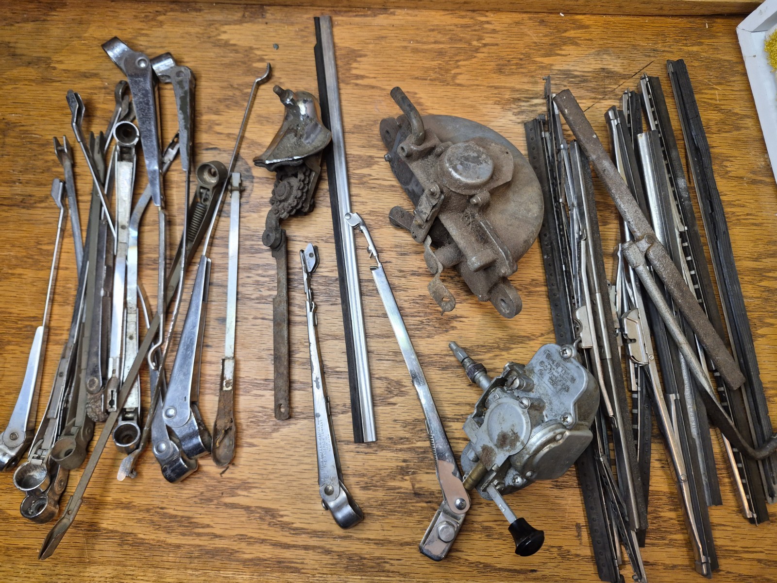 Vintage Lot 1940s-50s 9 Trico Wiper Blades 15 Wiper Arms & 2 Vacuum Motors Parts