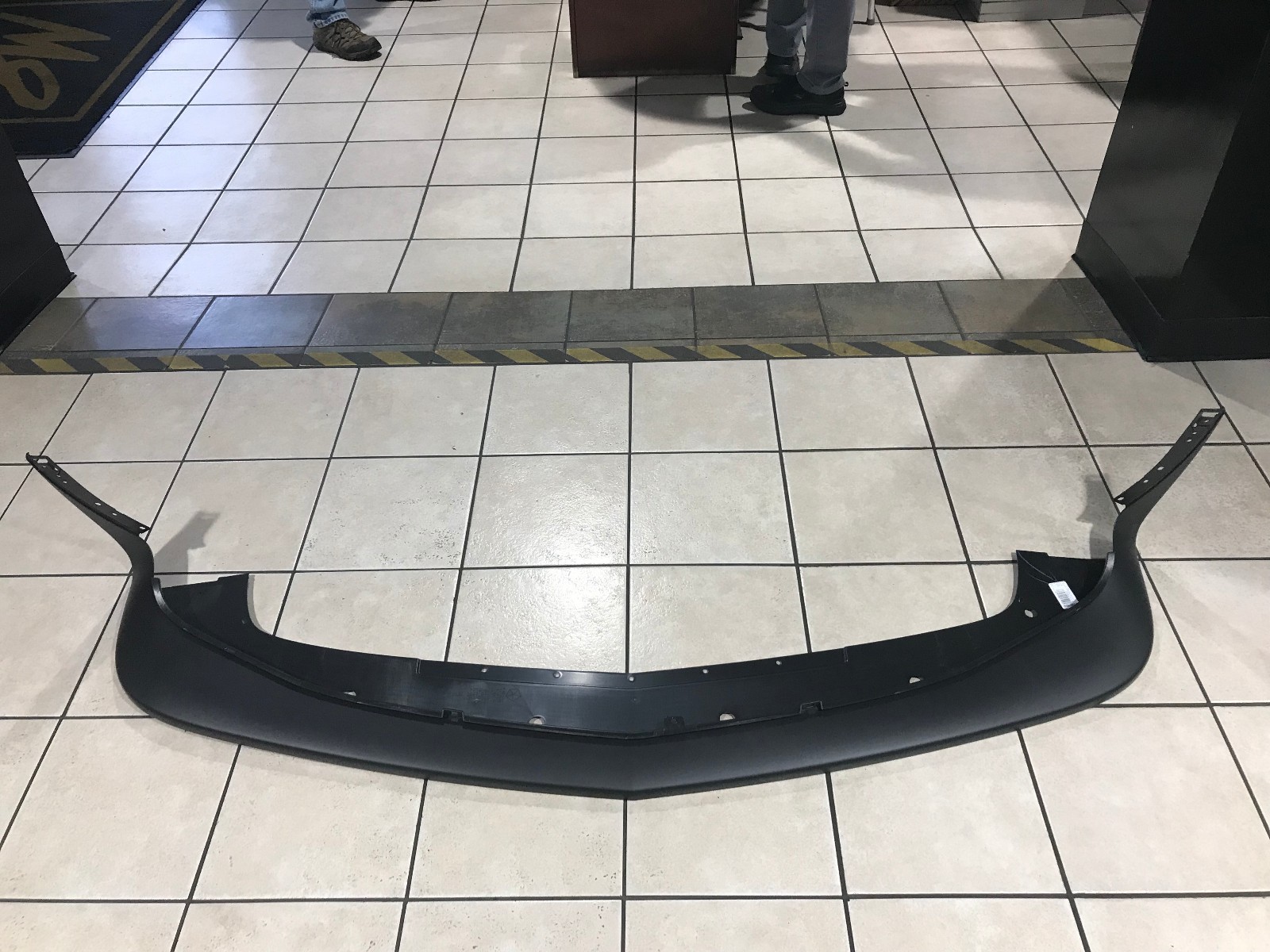 15-22 Dodge Challenger SRT 392 6.4L Front Lip Lower Chin Spoiler Mopar Oem