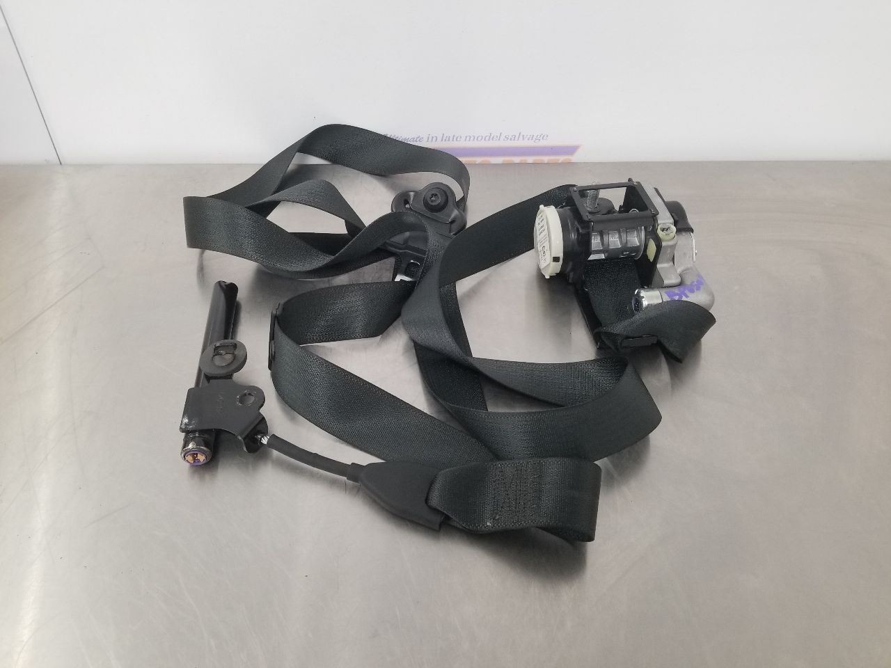 21 2021 FORD EDGE TITANIUM FRONT BUCKET SEAT BELT RETRACTOR RIGHT PASSENGER