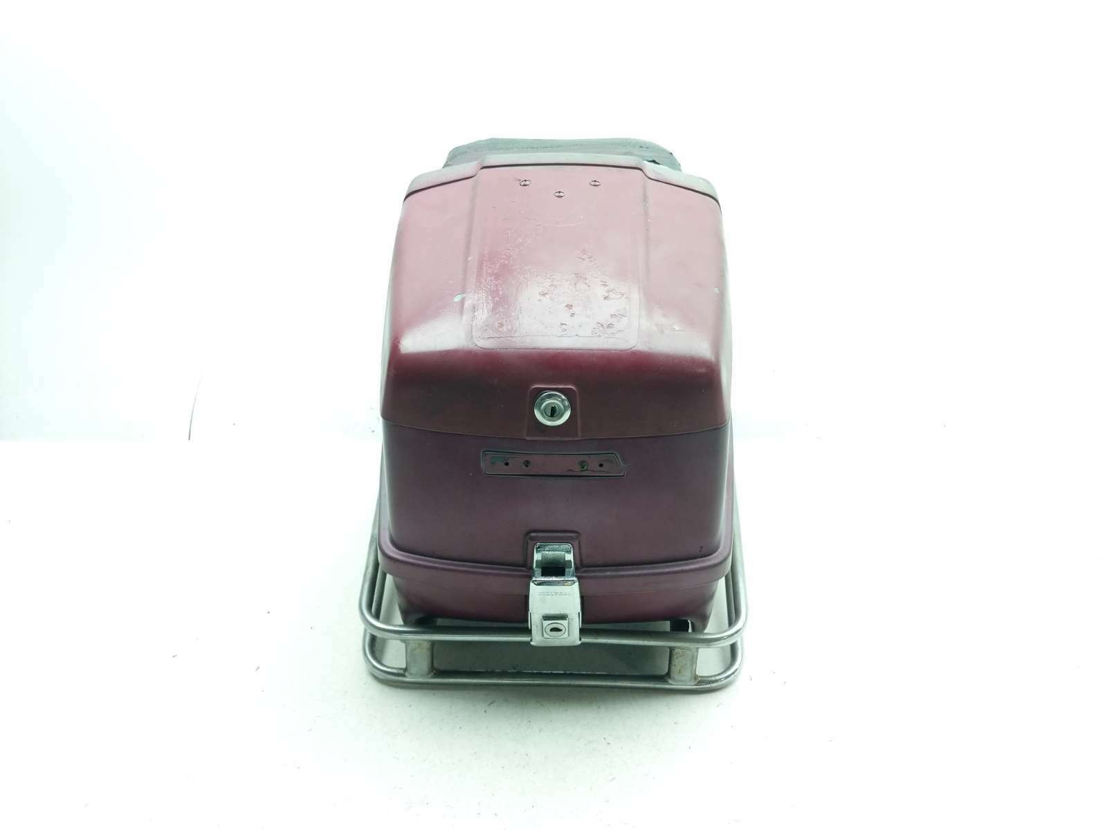 83 84 Honda GL650 Silverwing Rear Tail Luggage Trunk Box w/ Backrest Lock No Key