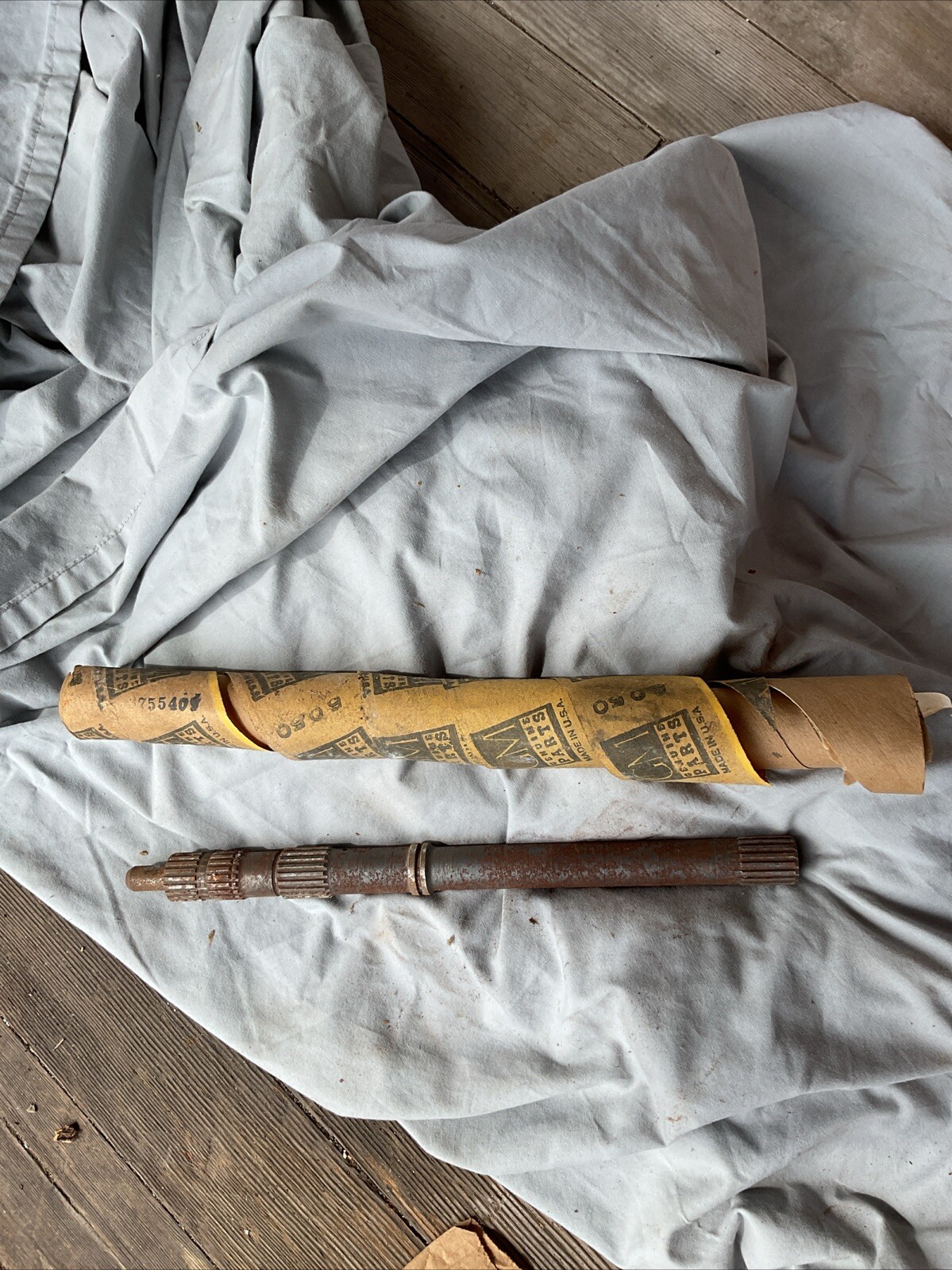 RARE NOS 1958-1962 Corvette Shaft Imput WPG 13 O.L. 3755409 1959 1960 1961 RARE NOS 1958-1962 Corvette Shaft Imput WPG 13 O.L. 3755409 1959 1960 1961