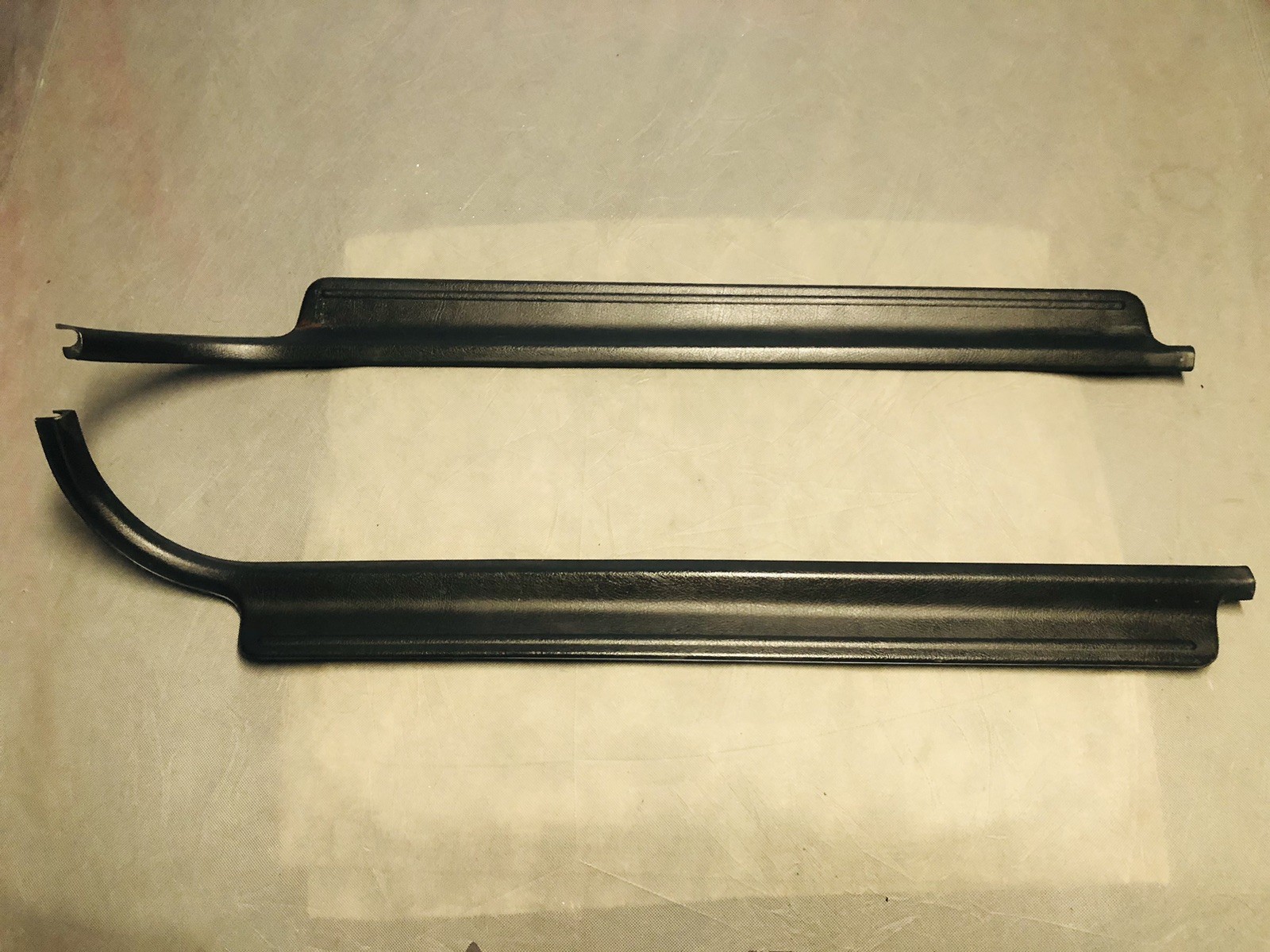 1992-95 HONDA CIVIC COUPE HATCH FLOOR SCUFF PLATE SET LEFT & RIGHT OEM
