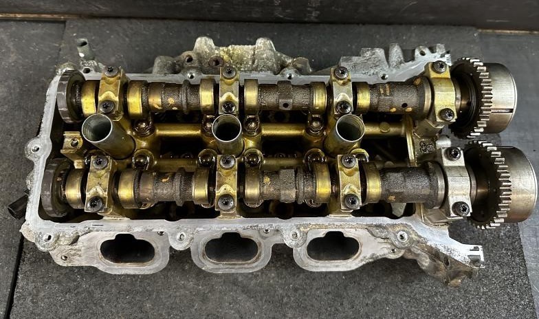 2011-2013 Dodge Charger 3.6L Left Driver Engine Cylinder Head Assembly OEM