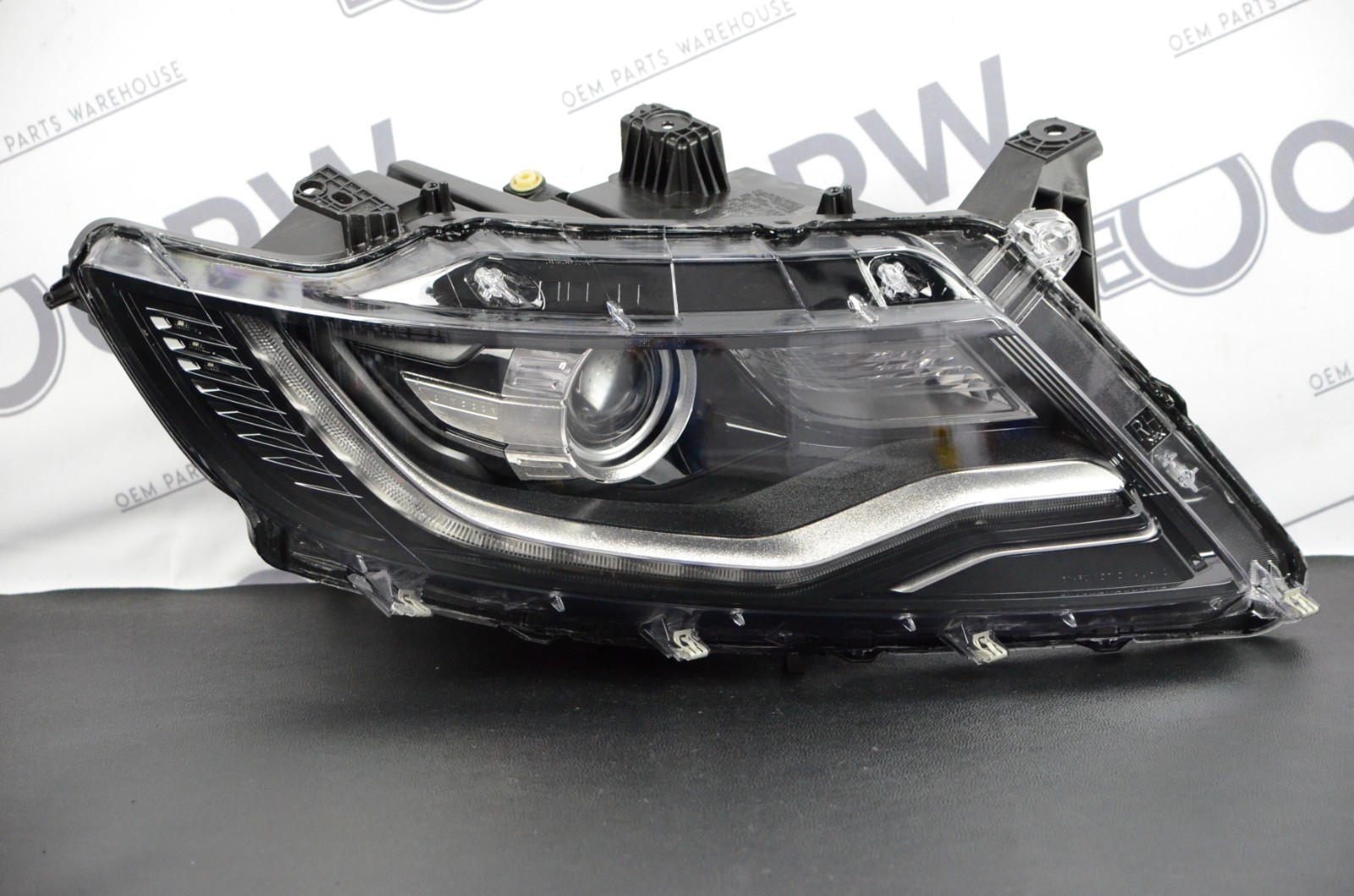 Perfect 2016-2018 Lincoln MKX HID Xenon Headlight Adaptive Right RH Side OEM Perfect 2016-2018 Lincoln MKX HID Xenon Headlight Adaptive Right RH Side OEM