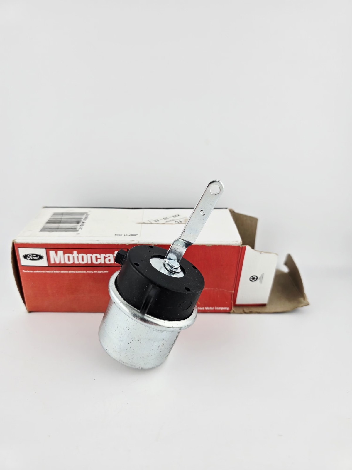 New Motorcraft YH-1652/ Ford 6L2Z-18A318-CA Vacuum Motor New Motorcraft YH-1652/ Ford 6L2Z-18A318-CA Vacuum Motor