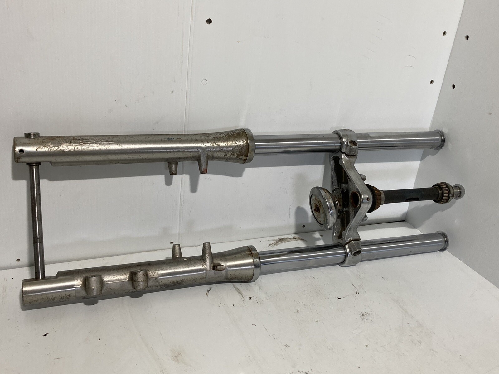 2002 Suzuki Intruder Vs800 Forks, Front End (See Pics) (Needs Seals) (OEM) 2002 Suzuki Intruder Vs800 Forks, Front End (See Pics) (Needs Seals) (OEM)