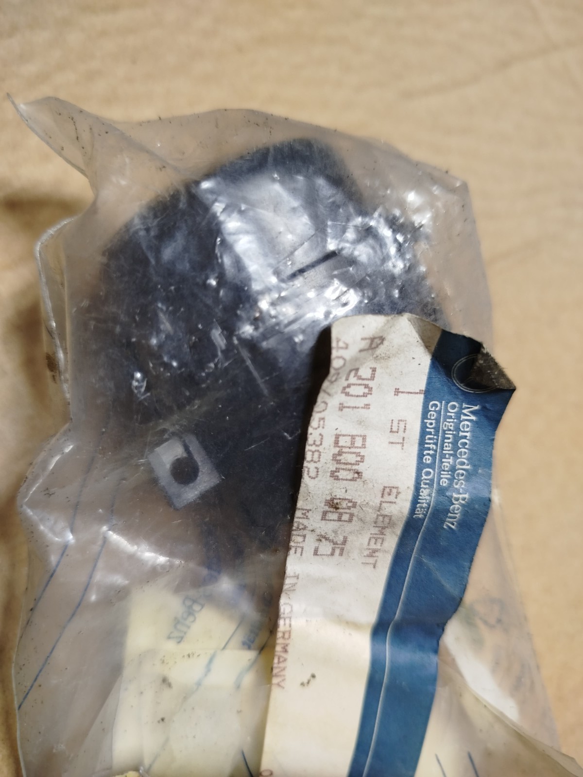 Genuine Mercedes Benz Vacuum Control Actuator 2018000875 Genuine Mercedes Benz Vacuum Control Actuator 2018000875