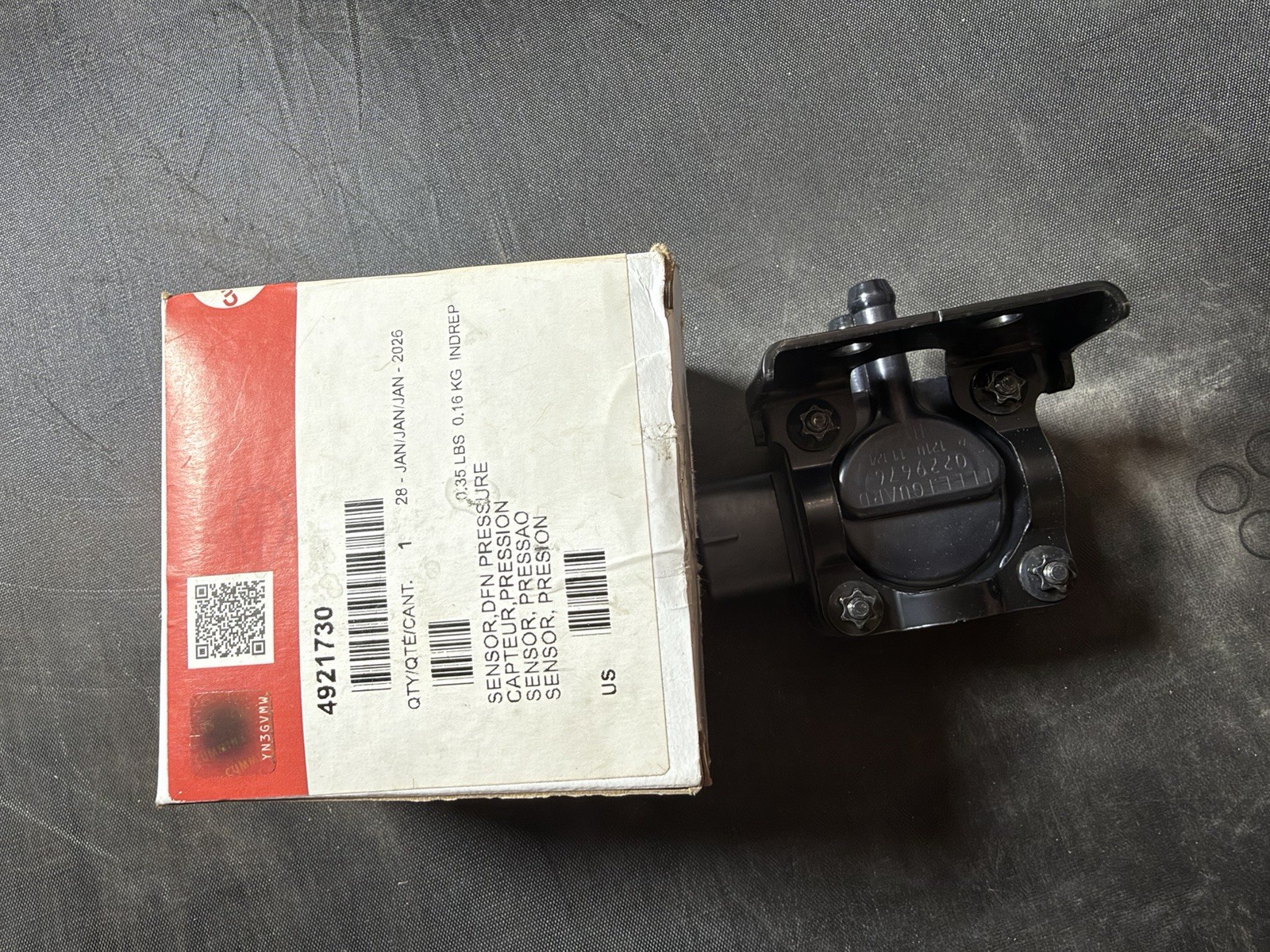 Genuine Cummins 4921730 Pressure Sensor OEM New Genuine Cummins 4921730 Pressure Sensor OEM New