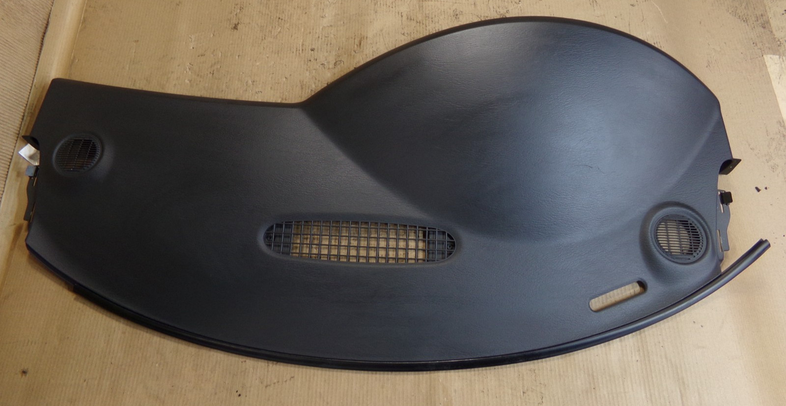 2000-2005 Dodge Neon Front DASH Board Top Trim Panel Pad Black 2000-2005 Dodge Neon Front DASH Board Top Trim Panel Pad Black