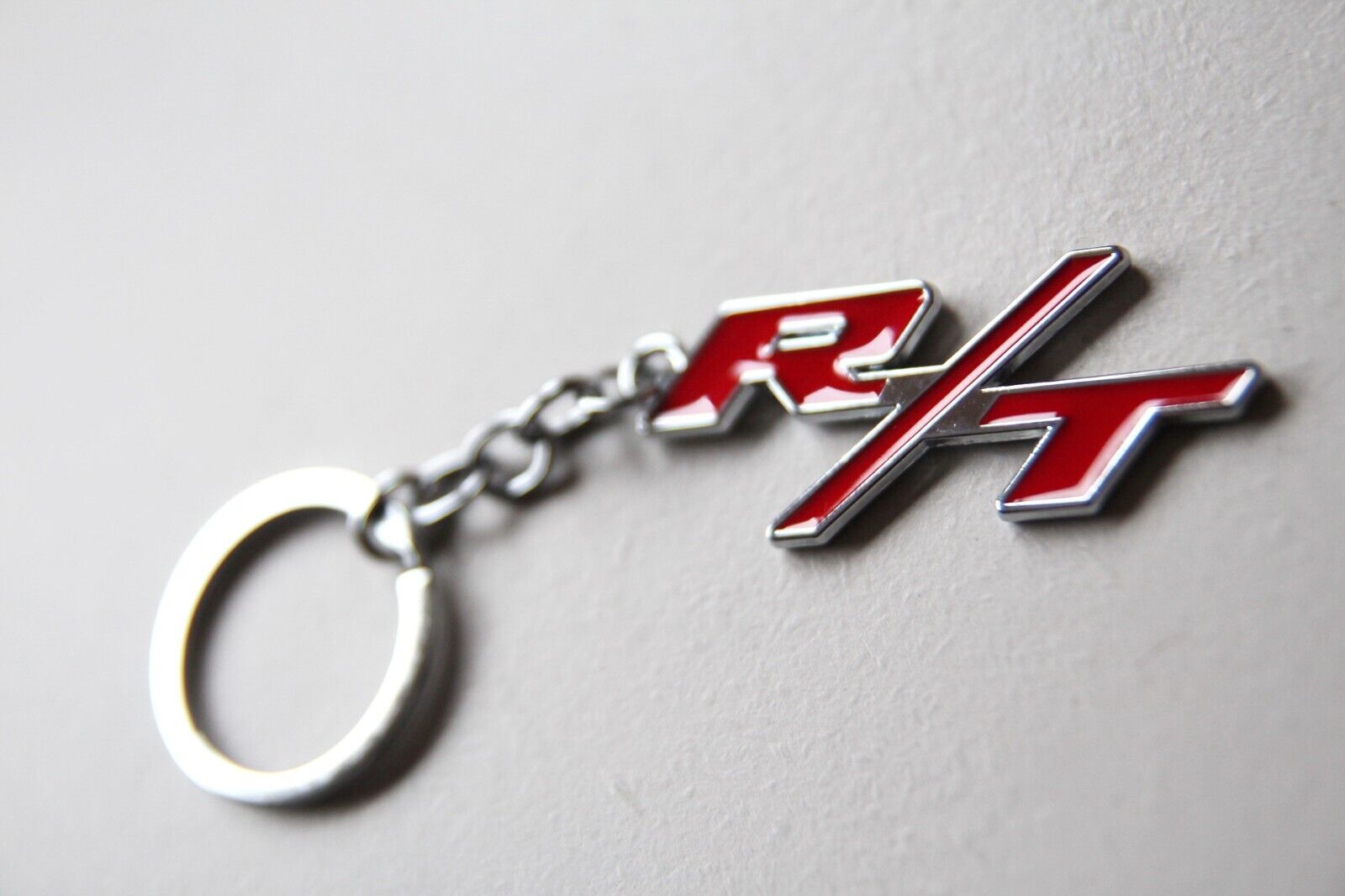 Metal Keychain For Chrysler Dodge Durango Challenger Charger HEMI RT R/T RED
