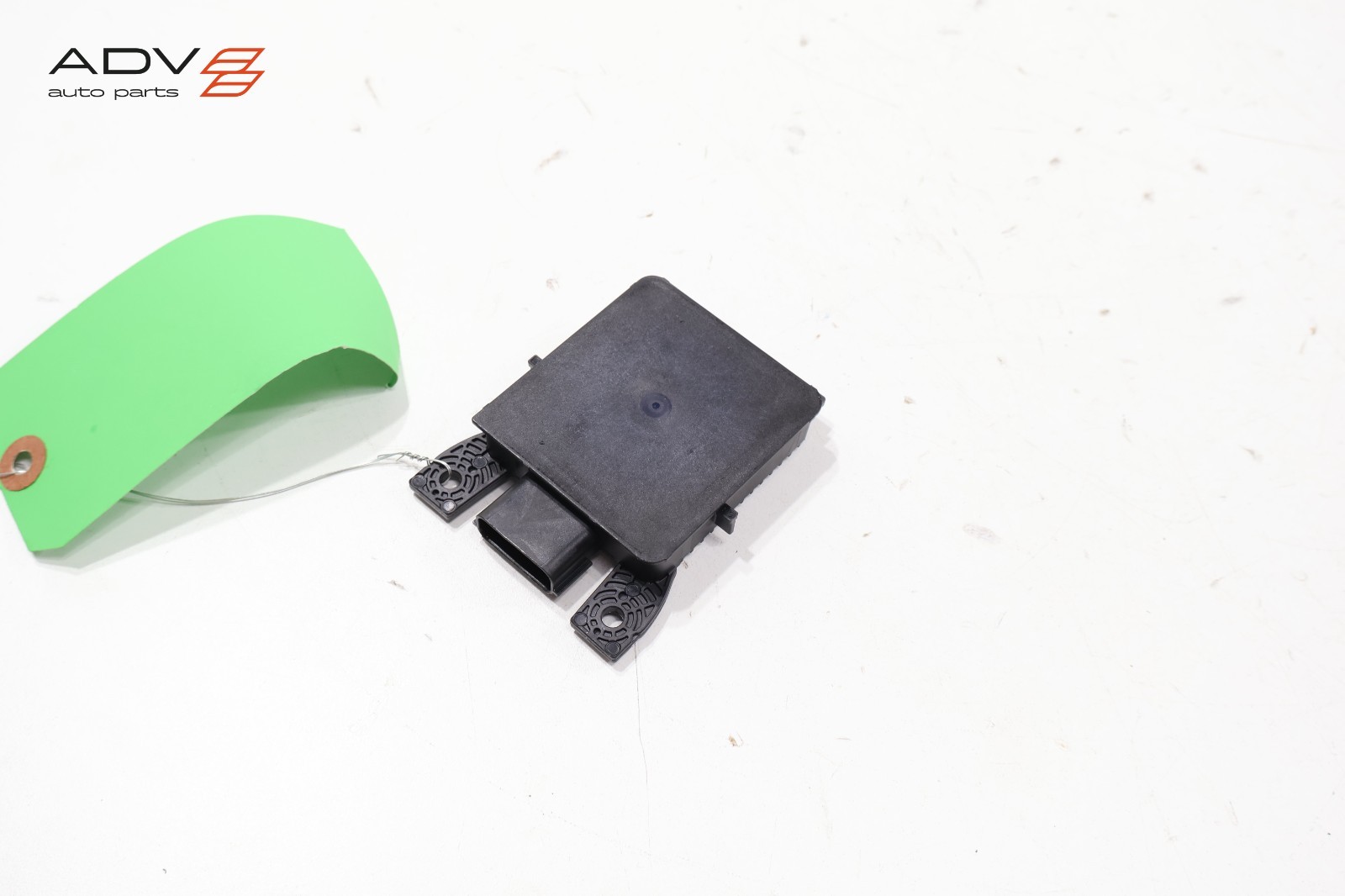 2024-26 GMC ACADIA REAR RIGHT PASSENGER SIDE BLIND SPOT RADAR SENSOR MODULE OEM
