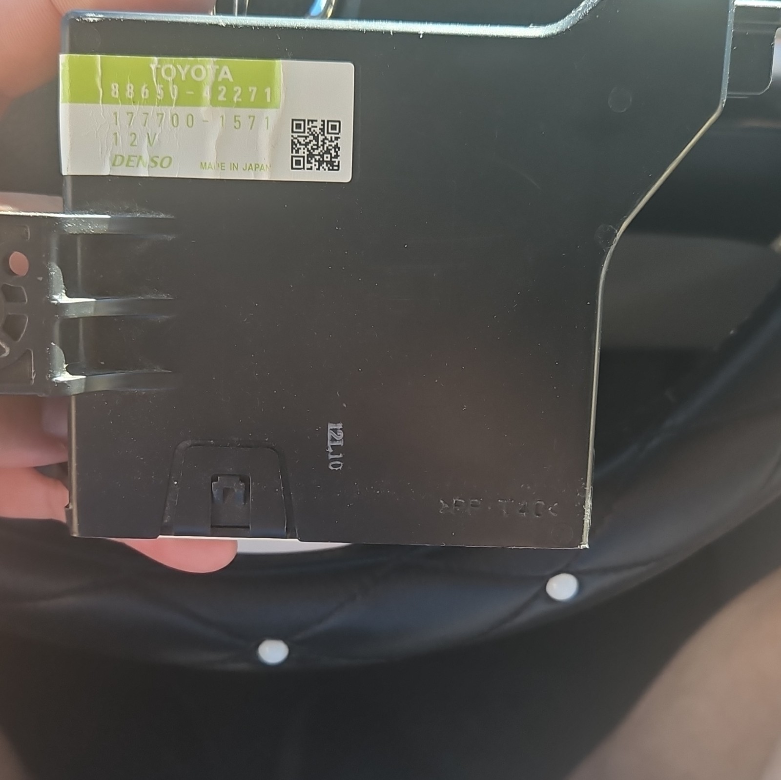2009-2012 Toyota RAV4 AC Amplifier HVAC Climate Control Module OEM 88650-42271 2009-2012 Toyota RAV4 AC Amplifier HVAC Climate Control Module OEM 88650-42271