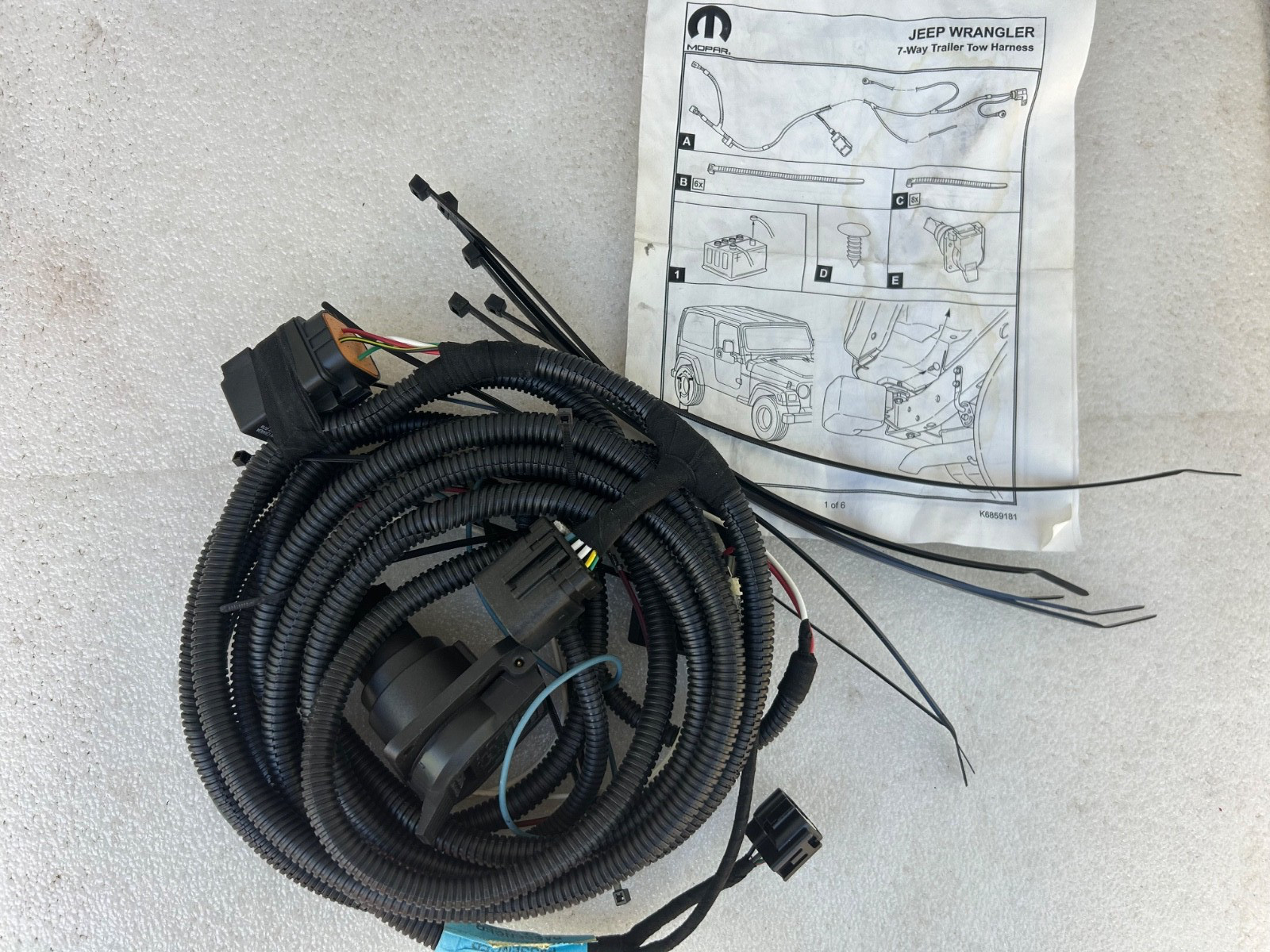 Genuine 03 - 06 Jeep Wrangler OEM NEW 7-way Tow Wire Harness Mopar 56038349AB Genuine 03 - 06 Jeep Wrangler OEM NEW 7-way Tow Wire Harness Mopar 56038349AB