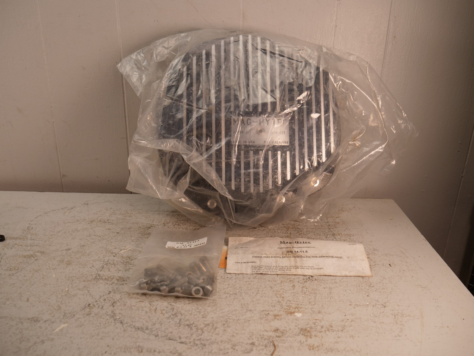 New Mag-Hytec GM 14-11.5 Aluminum Differential Cover New Mag-Hytec GM 14-11.5 Aluminum Differential Cover