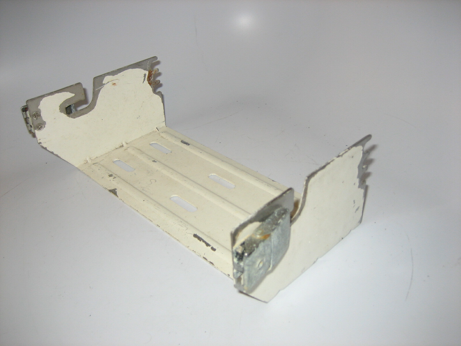 Icom Quick-Release Buckle Mounting Bracket for IC-M80 IC-M100 IC-M120 VHF White