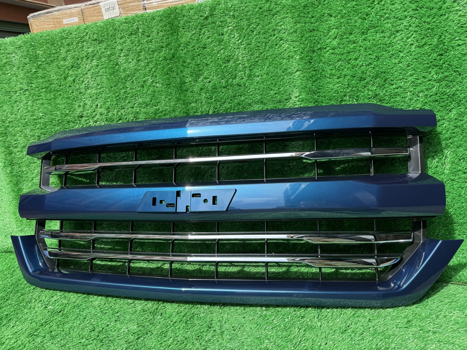 For 2016-18 Chevrolet Silverado 1500 Front Grille Grill Assembly Deep Ocean Blue