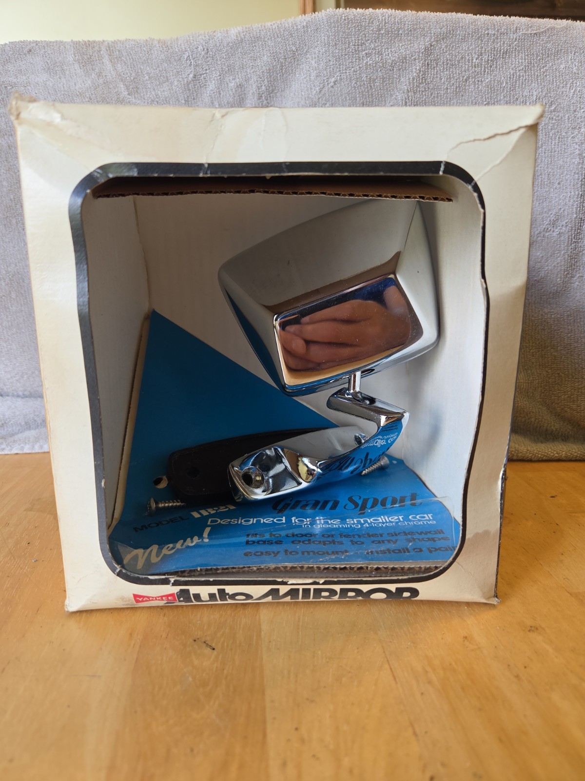 VTG Yankee Car Mirrors Model IB21 New In Package Chrome Aerodynamic Sport VTG Yankee Car Mirrors Model IB21 New In Package Chrome Aerodynamic Sport