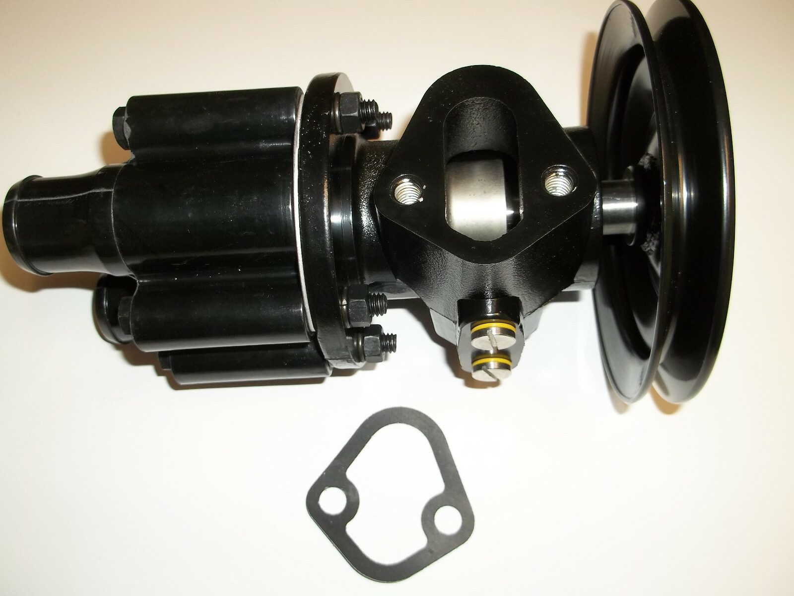 raw Sea Water Pump belt driven fuel W pulley MerCruiser Bravo 454 502 7.4 8.2
