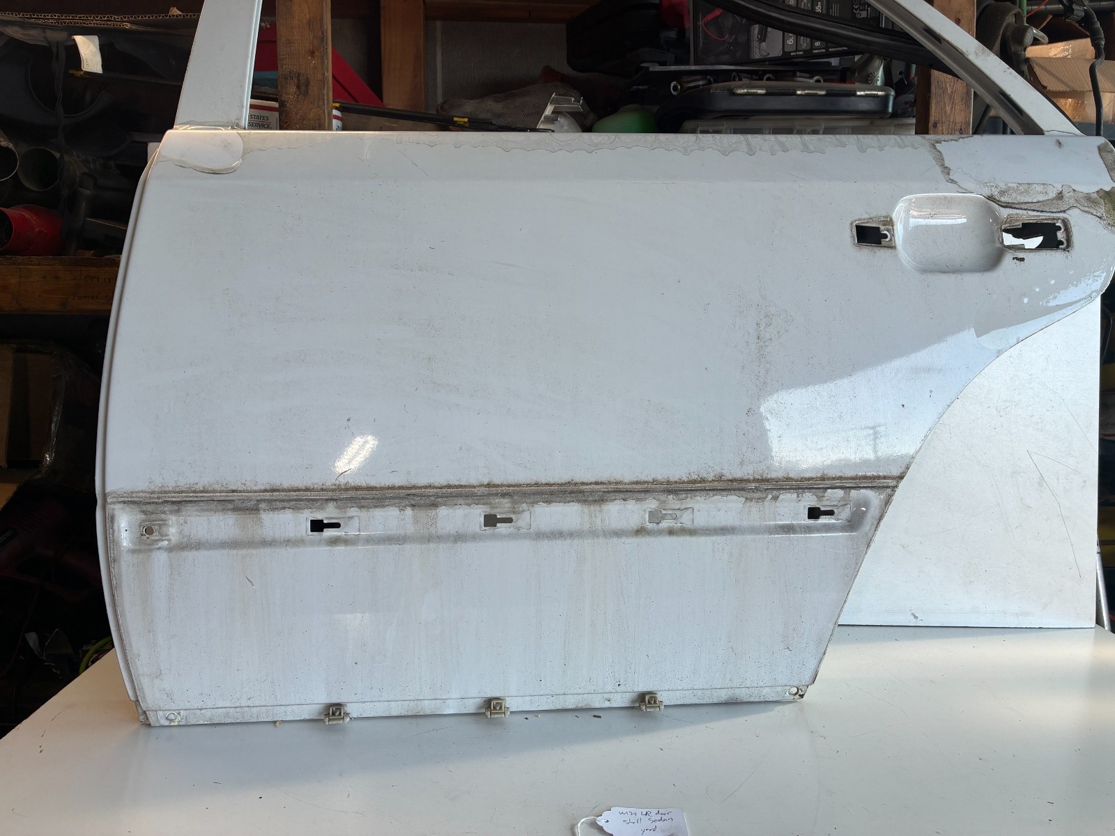 Rear Left Door Shell Panel White 1993-1995 Mercedes Benz W124 300D 300E Sedan Rear Left Door Shell Panel White 1993-1995 Mercedes Benz W124 300D 300E Sedan