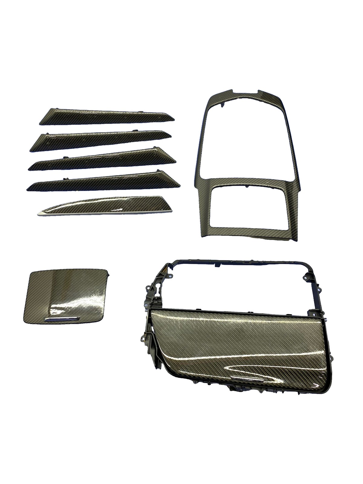 2017-2024 MASERATI LEVANTE CARBON FIBER CENTER PANEL & DOOR INSERT DASH SET (8)