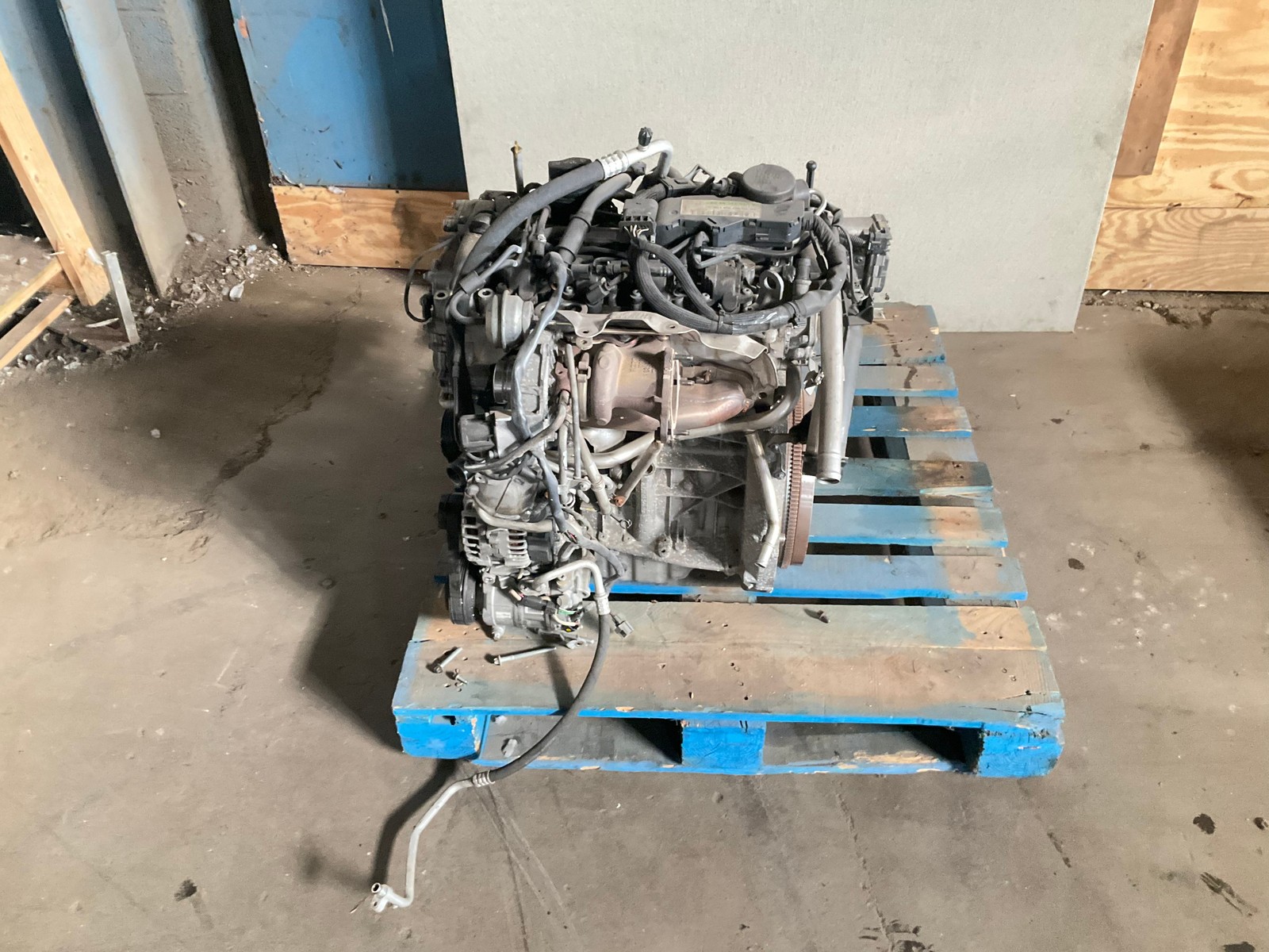 15-18 Mercedes-Benz CLA250 2.0L Engine Motor Assembly OEM 15-18 Mercedes-Benz CLA250 2.0L Engine Motor Assembly OEM