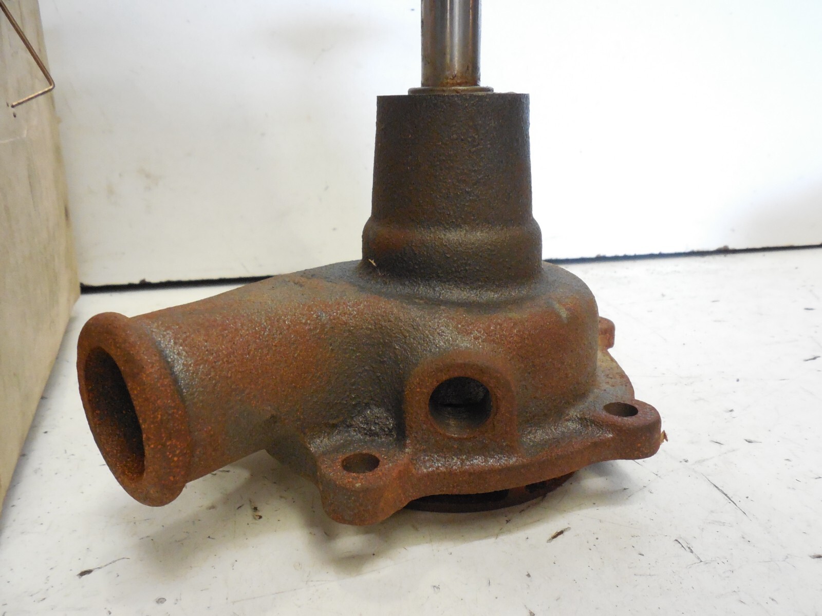 WIZARD Engine Water Pump T8587 Western Auto Supply WN14 T-8587 WIZARD Engine Water Pump T8587 Western Auto Supply WN14 T-8587
