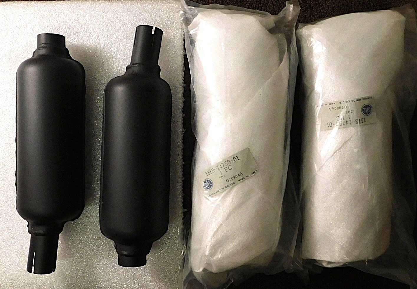 NOS/OEM Yamaha SILENCER(s) TZ250-TZ Exhaust 1H3-14753 $125/each