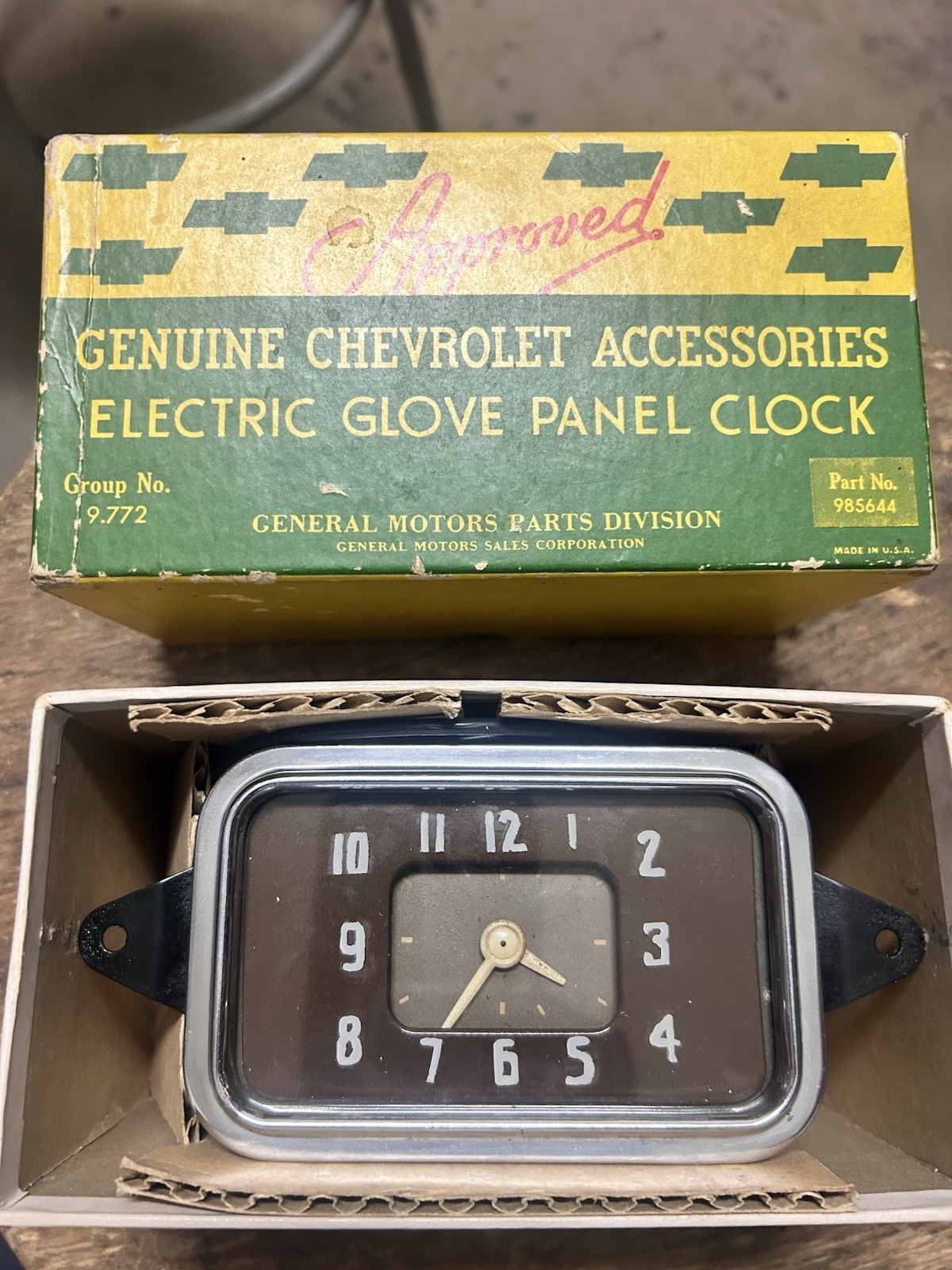 1938 1939 Chevrolet Car Accessory Glove Box Electric Clock 1938 1939 Chevrolet Car Accessory Glove Box Electric Clock