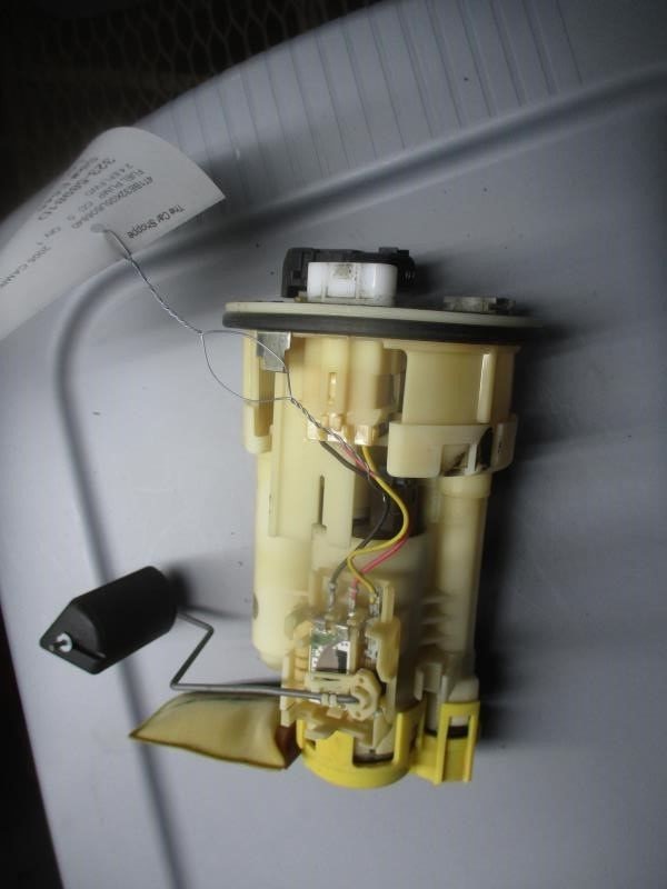 2003-2006 Toyota Camry 2.4L 4 cylinder Fuel Pump Module Assembly OEM Original