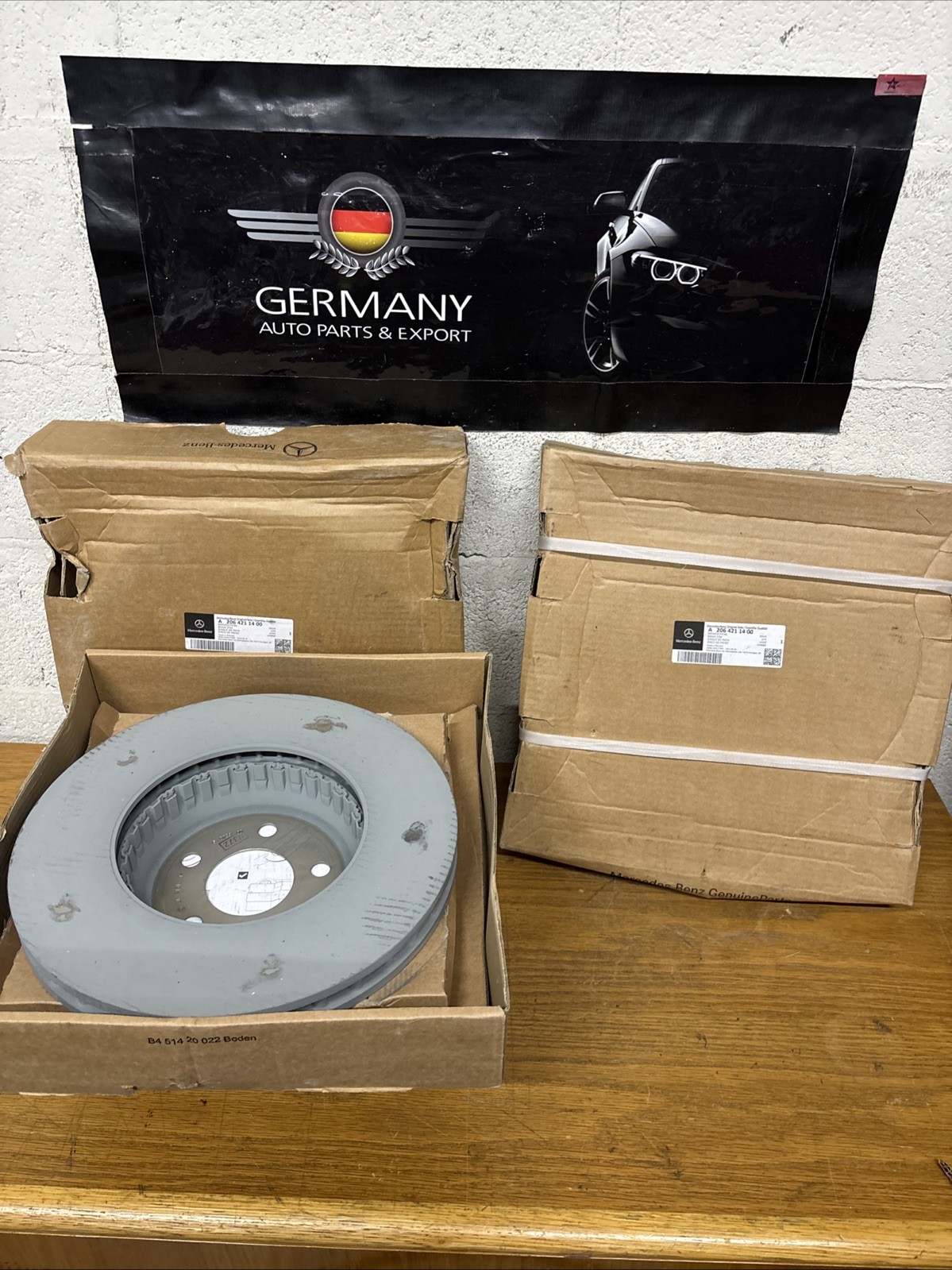 MERCEDES-BENZ C S206 SET OF TWO (2) FRONT BRAKE DISCS A2064211400 NEW OEM #962 MERCEDES-BENZ C S206 SET OF TWO (2) FRONT BRAKE DISCS A2064211400 NEW OEM #962