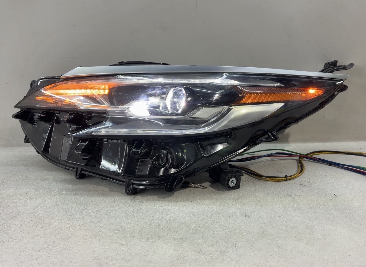 2021 2024 TOYOTA SIENNA HEADLIGHT ASSEMBLY OEM LH LEFT DRIVER SIDE LED PROJECTOR