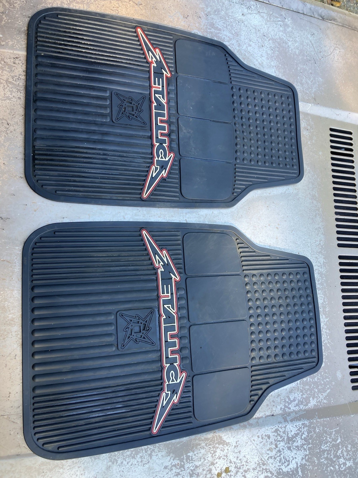 Metallica Floor Mats Universal Fit Vintage Heavy Duty 24x16” Metallica Floor Mats Universal Fit Vintage Heavy Duty 24x16”