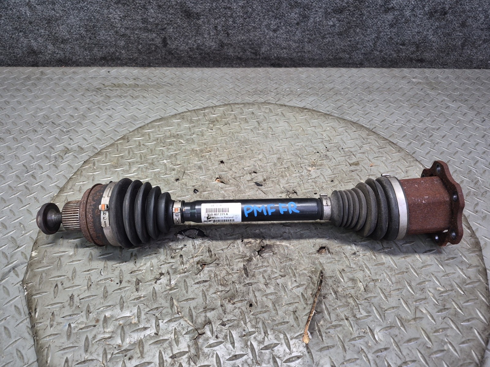 2015-2025 PORSCHE MACAN FRONT RIGHT PASS SIDE AXLE HALF SHAFT 95B407271A